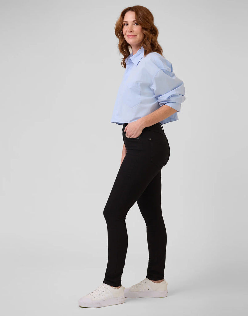 Classic High Rise Skinny Jean Long - Overdye Black